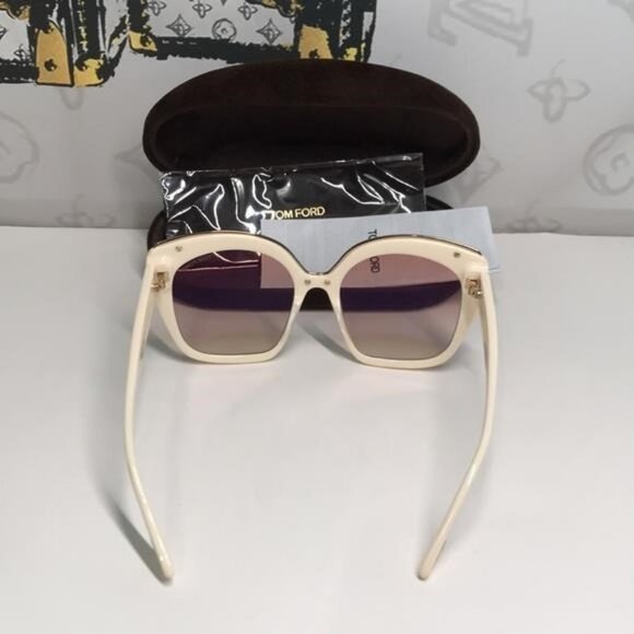 NEW Tom Ford Chantalle TF944 25T Women’s Sunglasses – Ivory / Gradient Pink - Picture 8 of 11